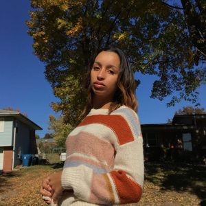 Meet your Posher, Tania